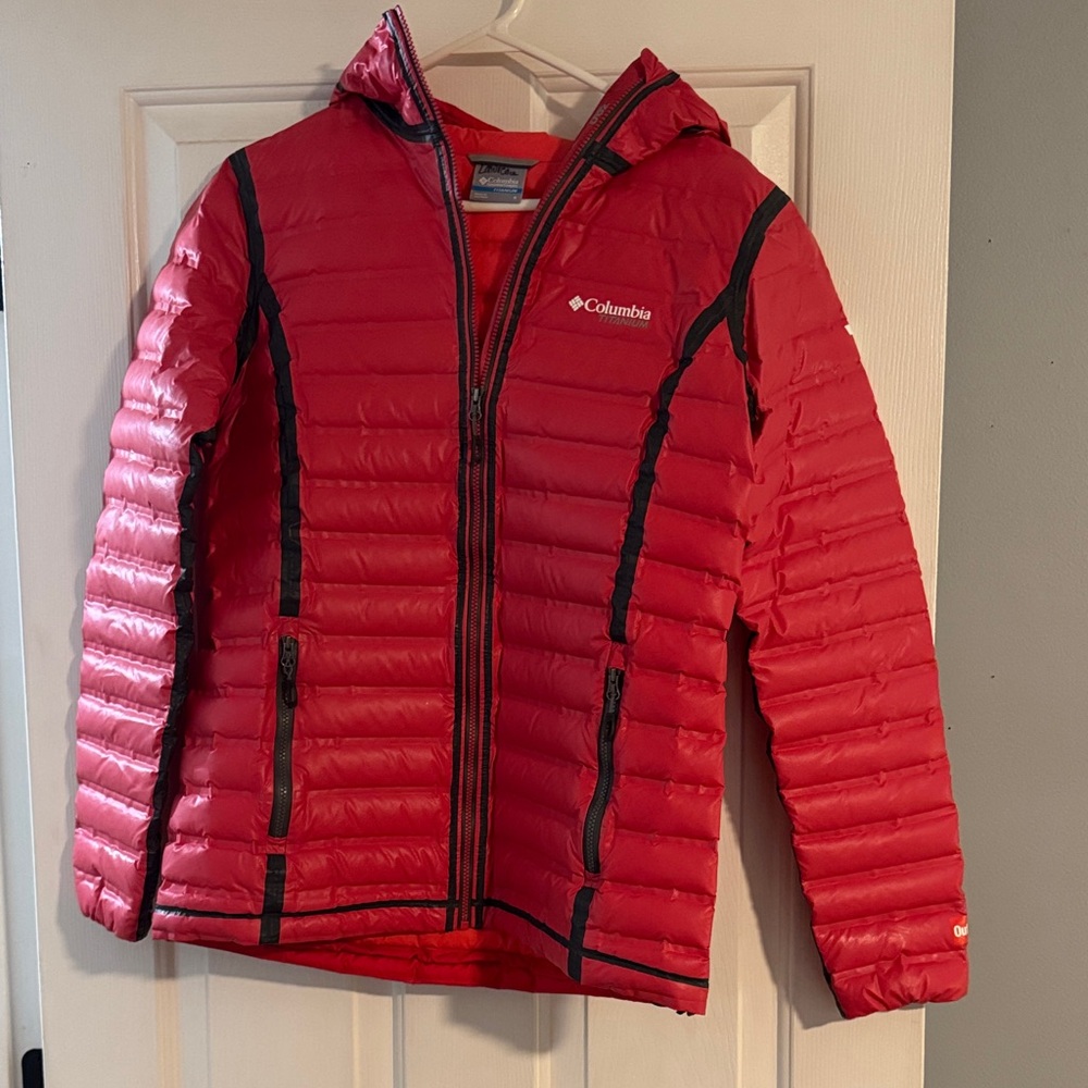 Columbia Vibrant Pink Puffer Coat